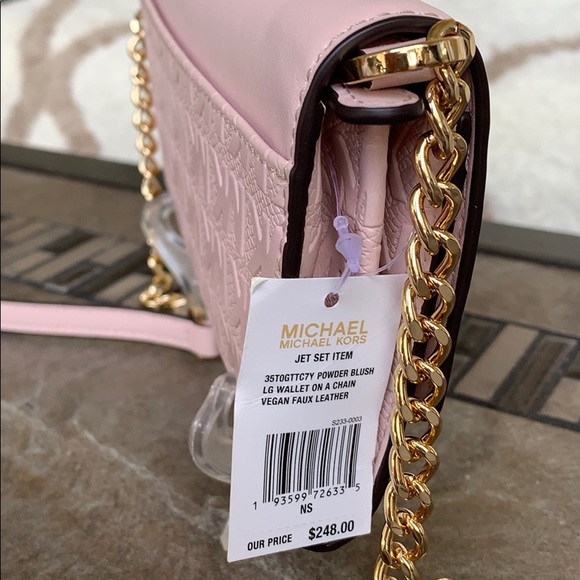 MICHAEL KORS JET SET ITEM LG WALLET ON A CHAIN - Picture 11 of 16